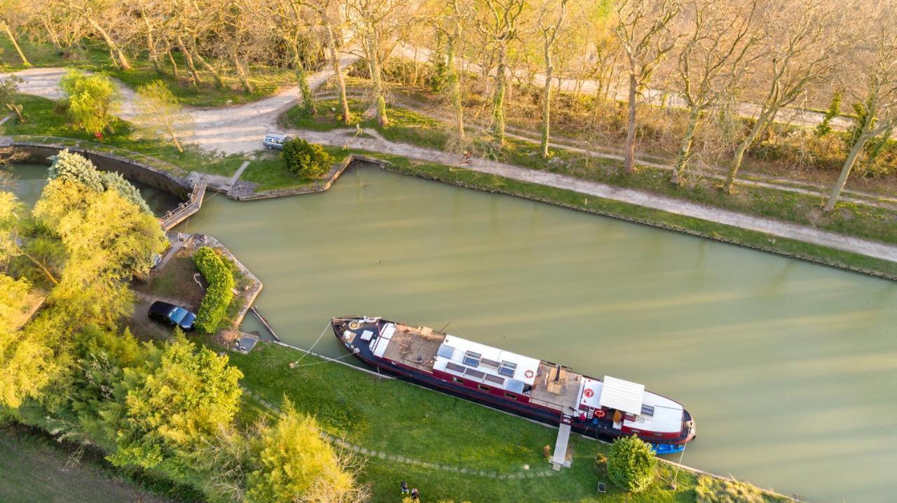 Bed and Breakfast Péniche Kapadokya à Mas-Saintes-Puelles Extérieur photo