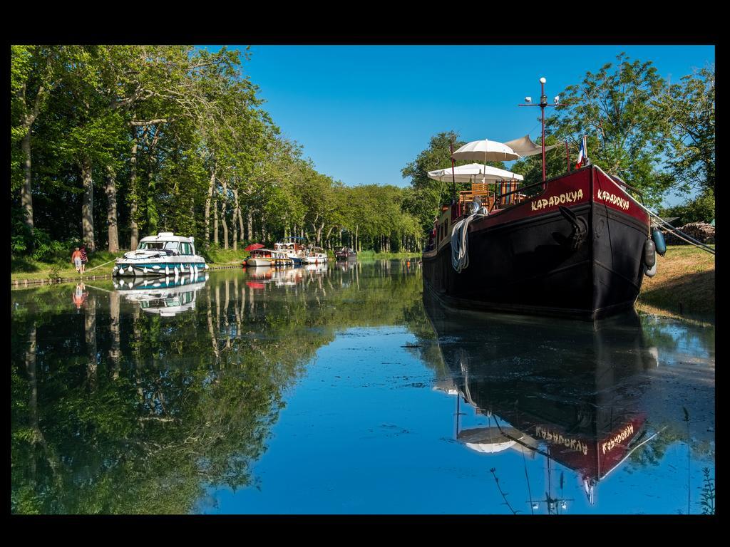 Bed and Breakfast Péniche Kapadokya à Mas-Saintes-Puelles Extérieur photo